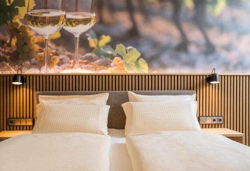 بنسيون Weinhotel Sonnenschein