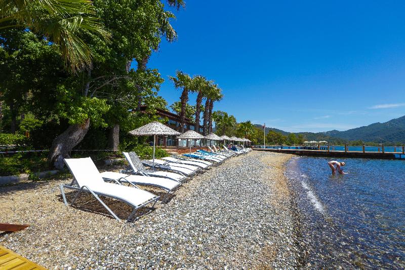 Fortezza Beach Resort
