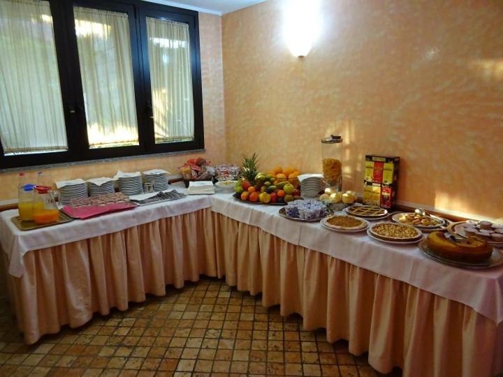 هتل Albergo Ristorante Delfino
