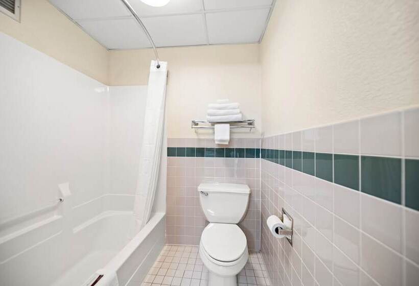 فندق Americinn By Wyndham Ames