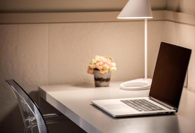 Duquesa De Cardona Hotel 4 Sup By Grup Duquessa