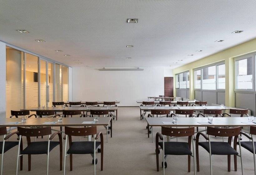 هتل Four Points Sheraton Bolzano Bozen