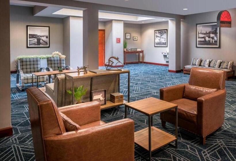 هتل Four Points By Sheraton Boston Logan Airport Revere