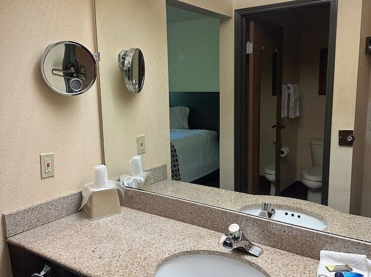 호텔 Haven Inn & Suites