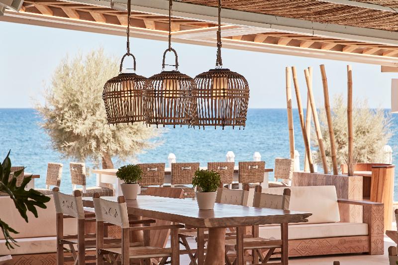 هتل Nikki Beach Resort & Spa Santorini