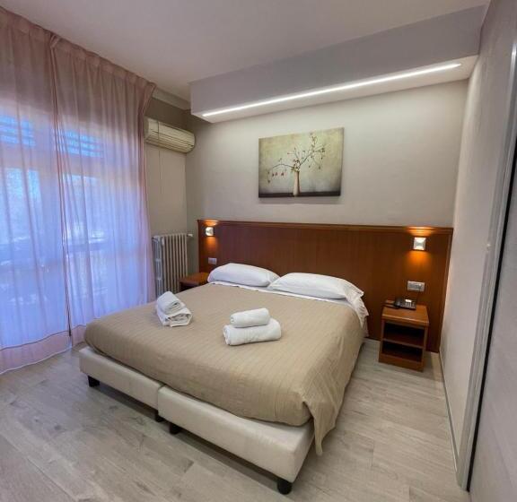 هتل Rinaldo Apartments