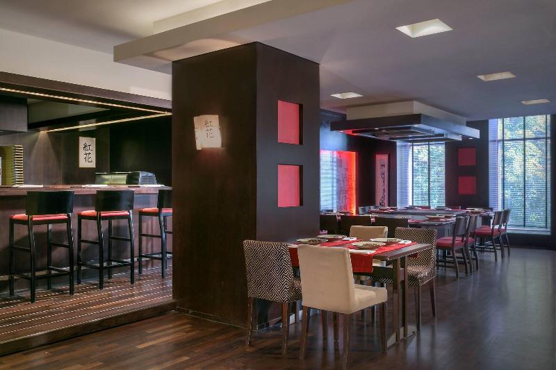 هتل Sheraton Bucharest