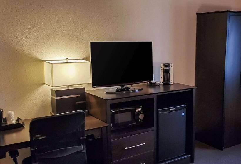 汽车旅馆  Quality Inn Atchison
