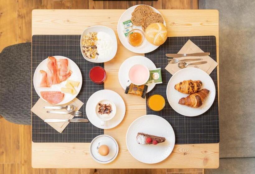 هتل Albergo Garni Edy