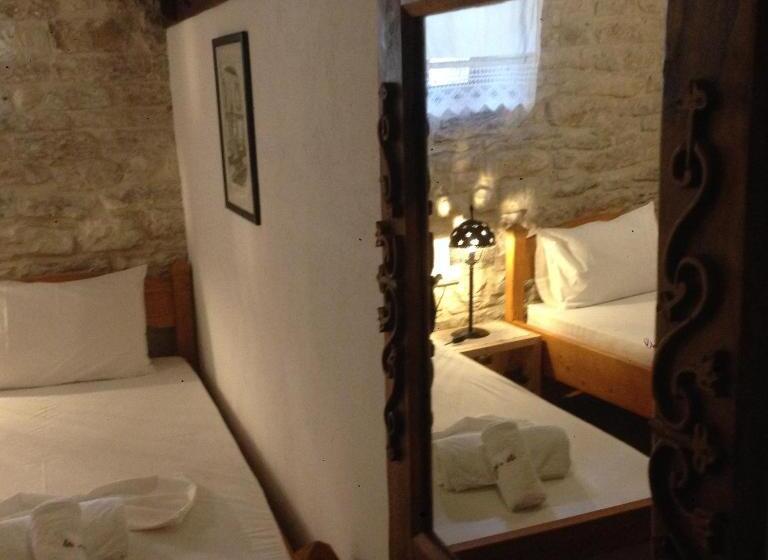 بنسيون Konaku Guest House
