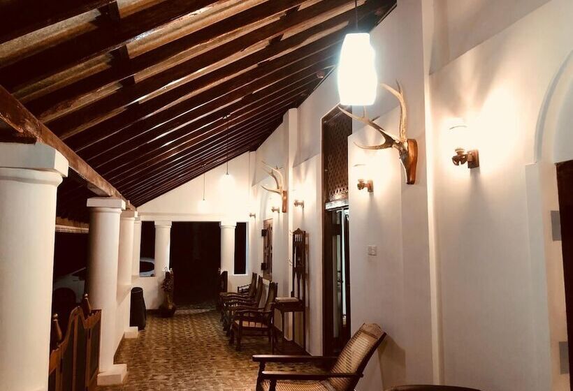 בית מלון כפרי Walawwa Guest House