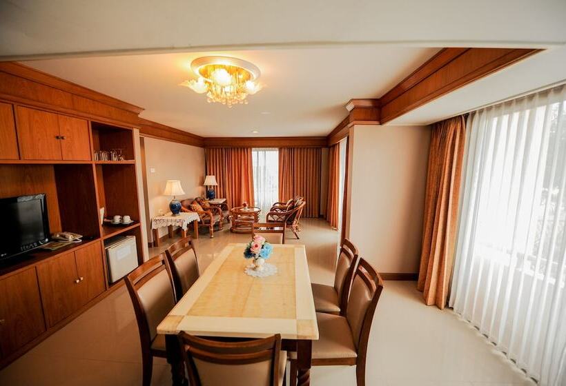 Haad Kaew Resort