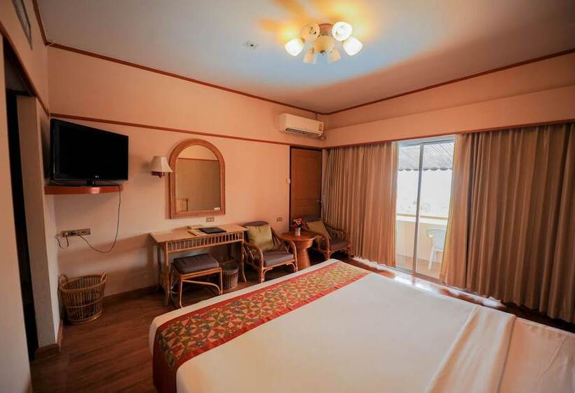 Haad Kaew Resort