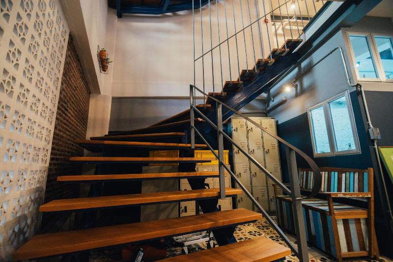 فندق Chernchan Hostel