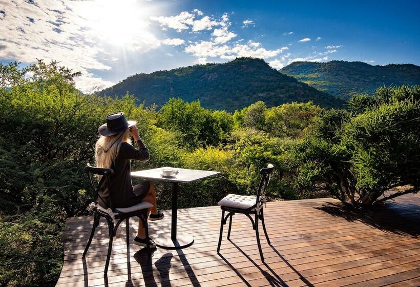 هتل Lush Private Game Lodge