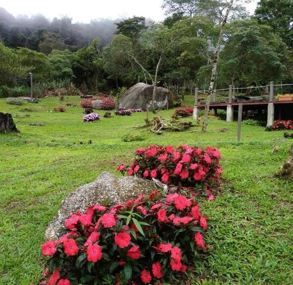 هتل Spring Garden