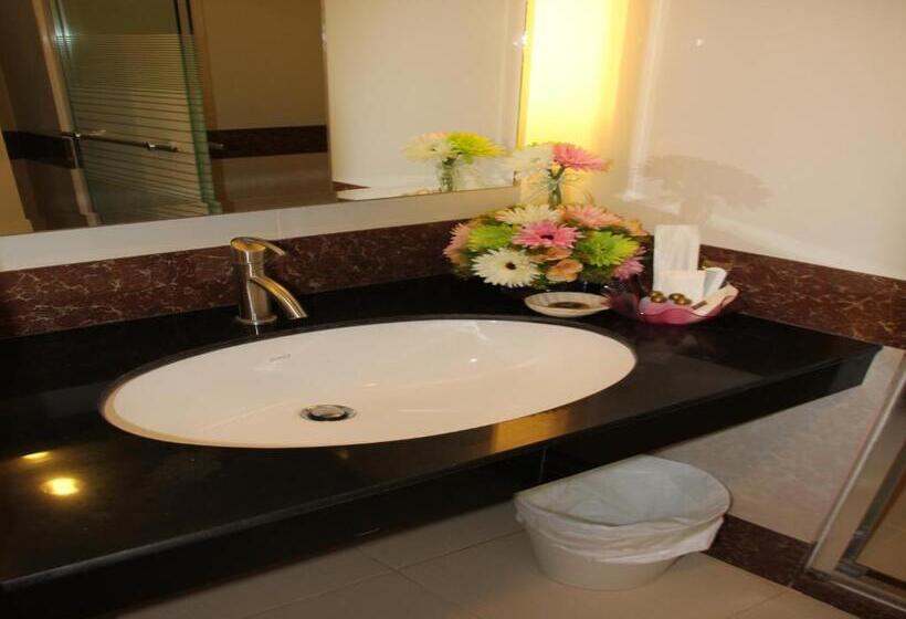 Otel That Phanom River View