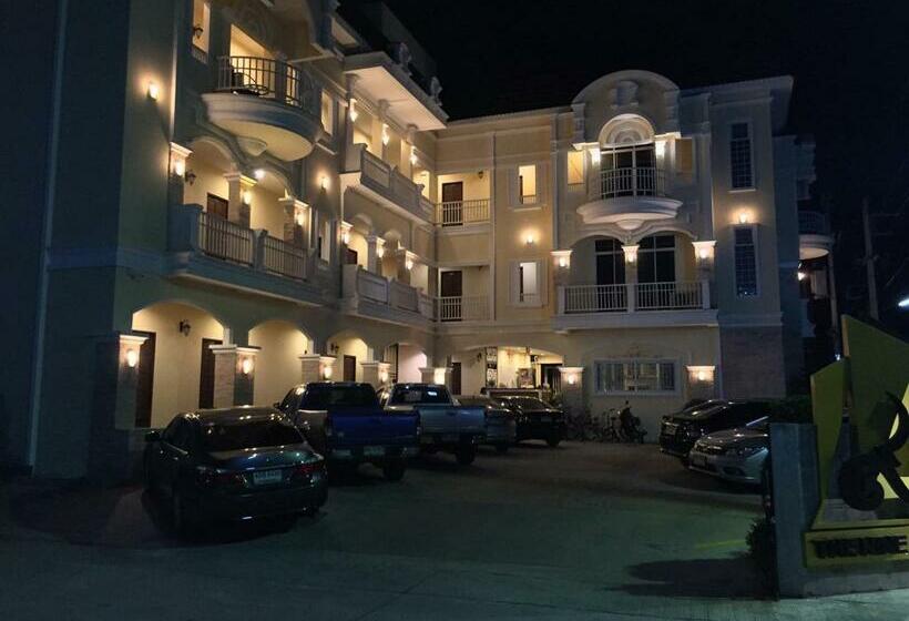 فندق The Nine Mansion