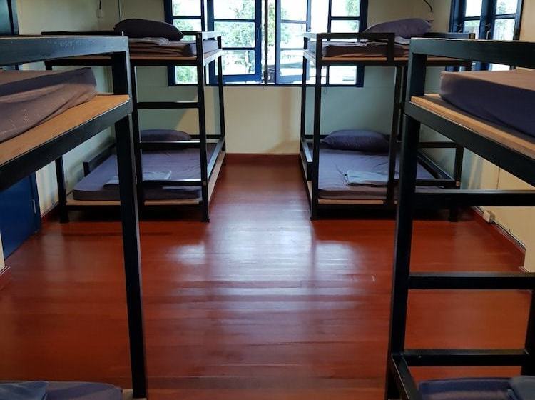 فندق Toobs Hostel  Adults Only