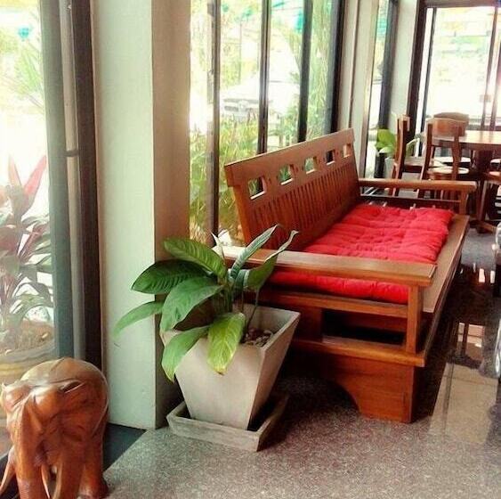 هتل Waen Petch Place