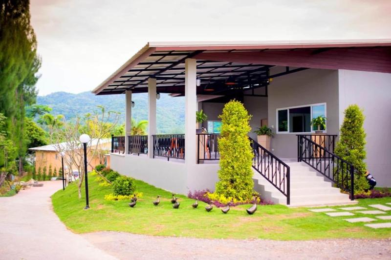 Lemon Chalet Kaeng Krachan Resort