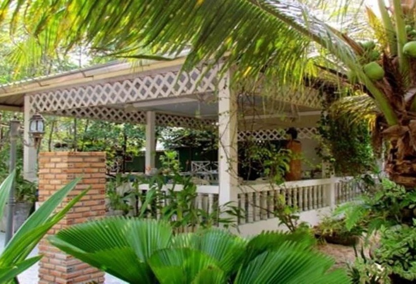 Mairood Resort