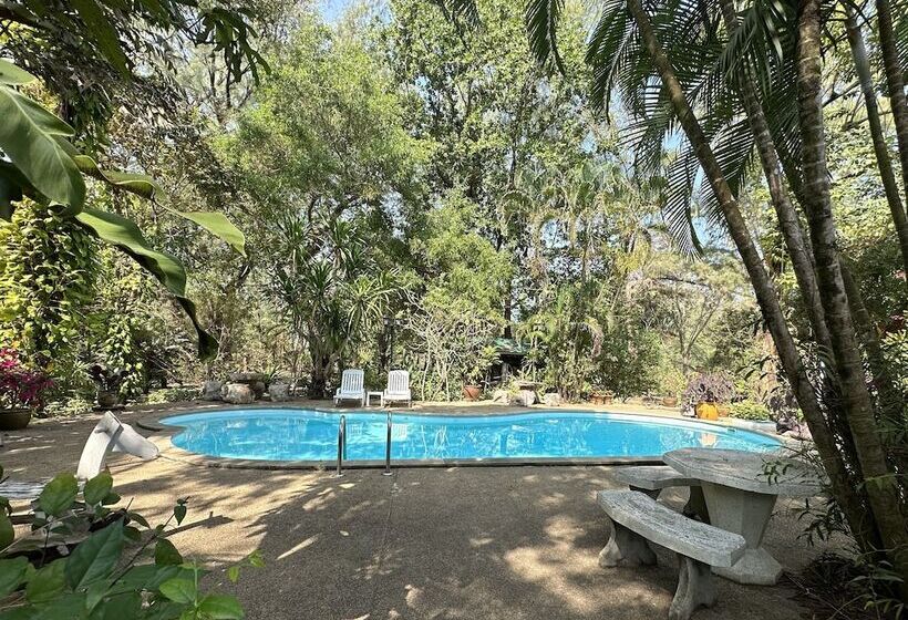 Mairood Resort