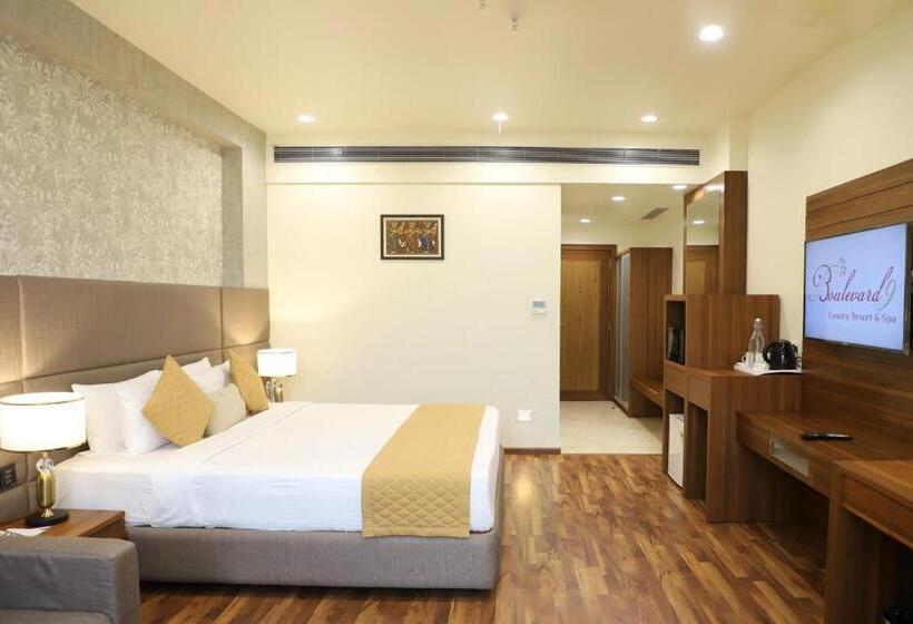 Boulevard 9 Luxury Resort & Spa