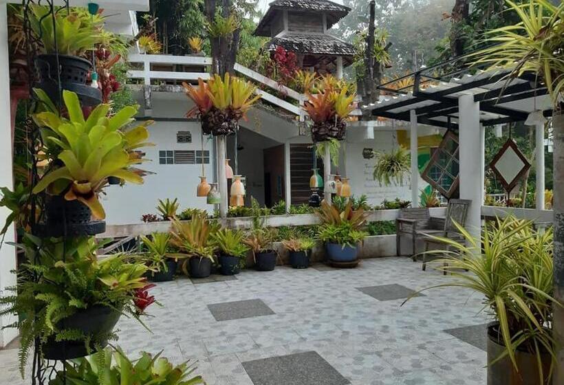 هتل Banthorphan Resort