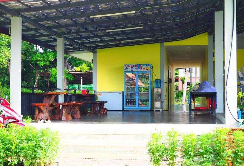 هتل Baan Suan Siriwat