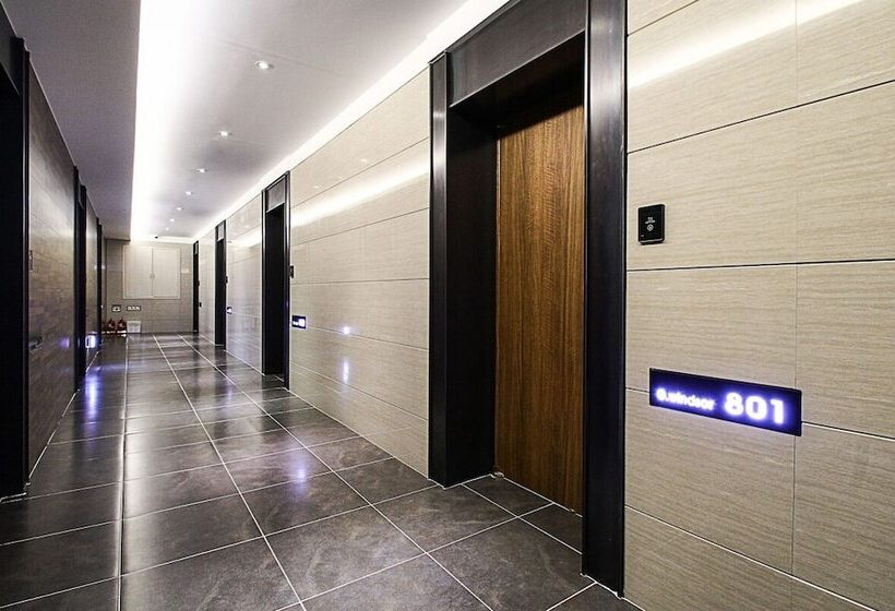 ホテル Grand Windsor