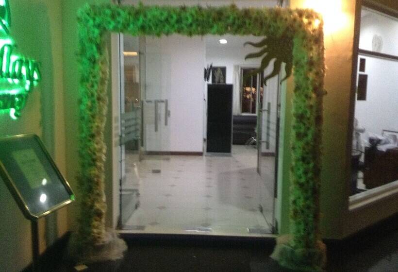 فندق Grindlays Regency