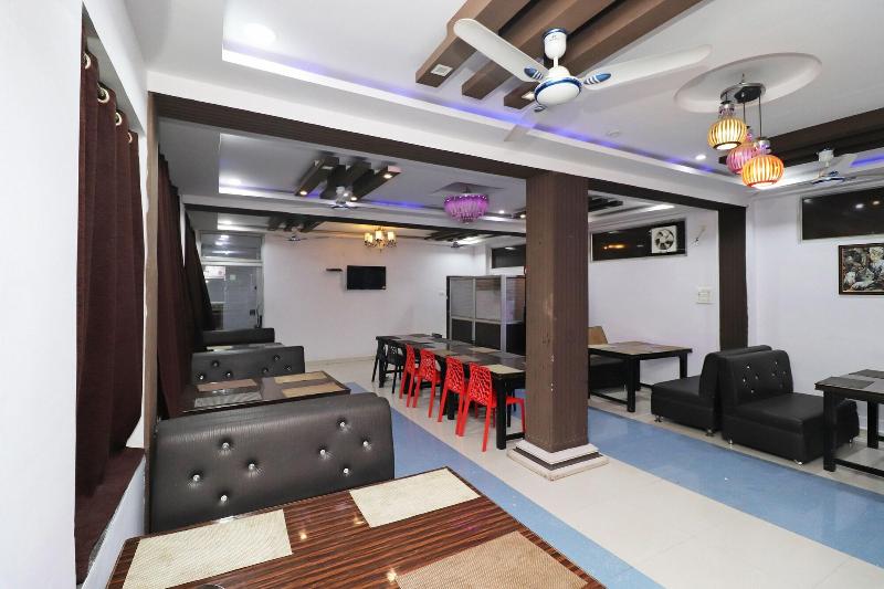 호텔 Mn Galaxy By Oyo Rooms