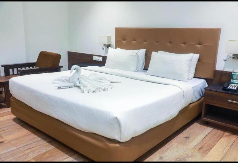 호텔 The Byke Suraj Club, Junagadh