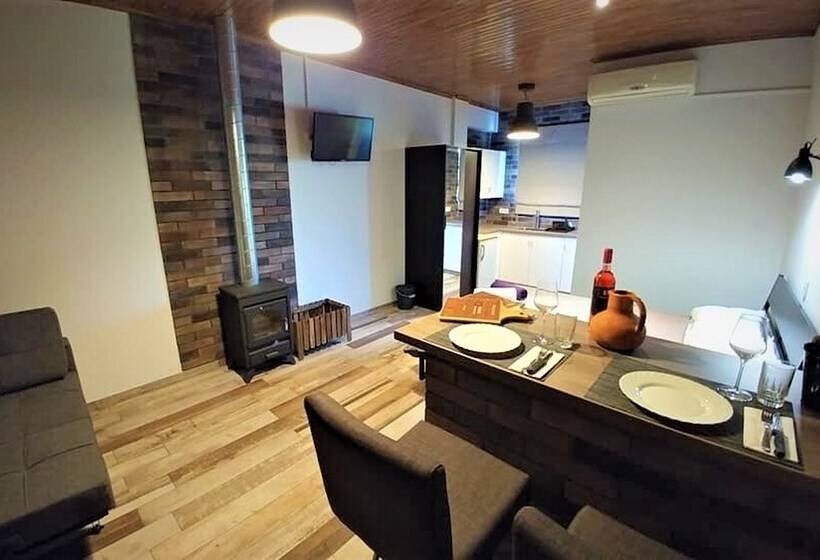 پانسیون Perneia Rooms