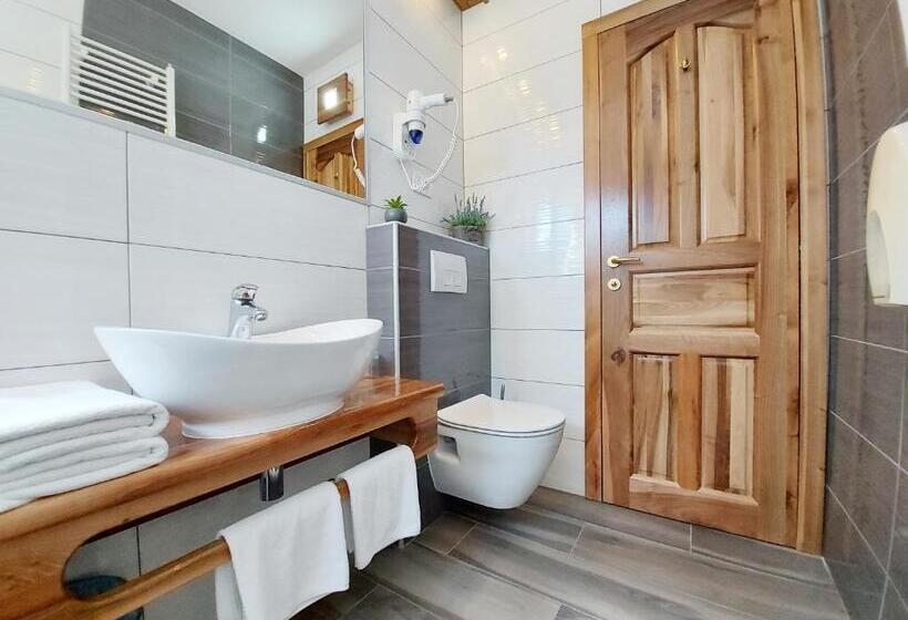 بنسيون Plitvice Ethno House