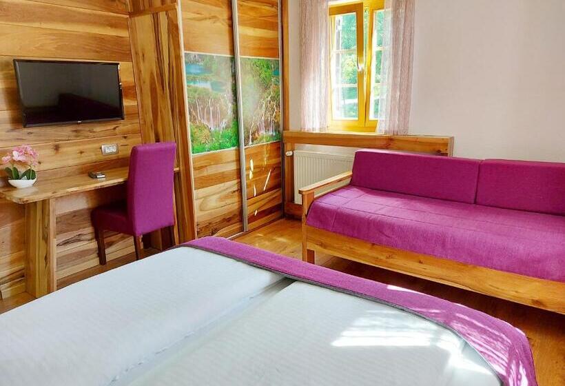 بنسيون Plitvice Ethno House