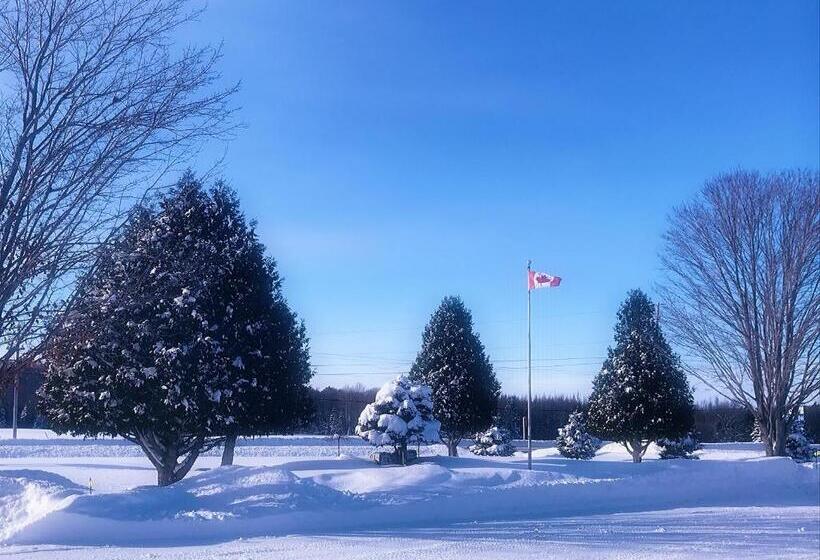 호스텔 Manitoulin Inn