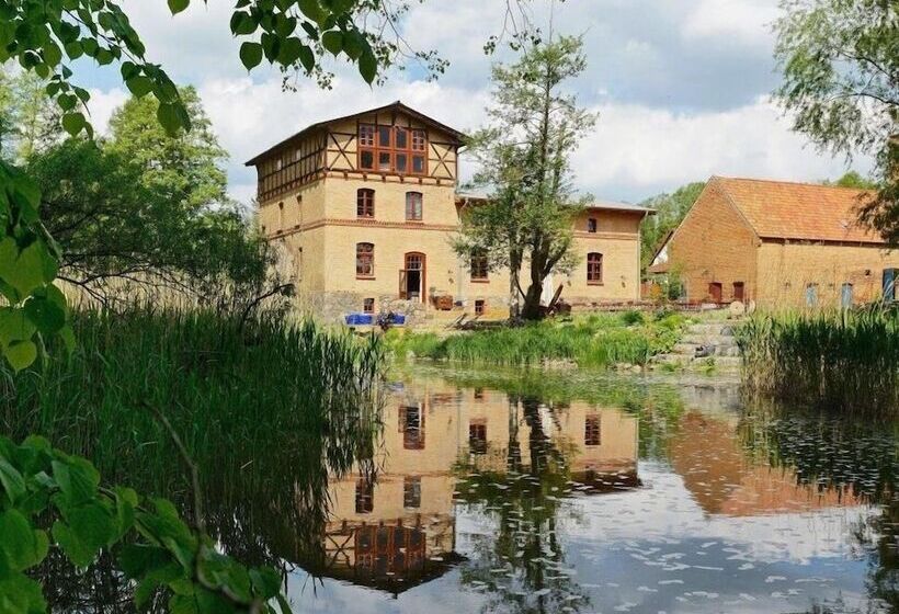 הוסטל Mühle Tornow Am Wentowsee