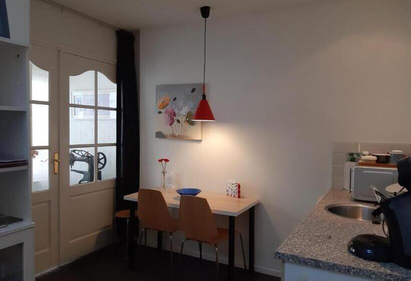 مبيت وإفطار Vakantie Appartementen Engelen