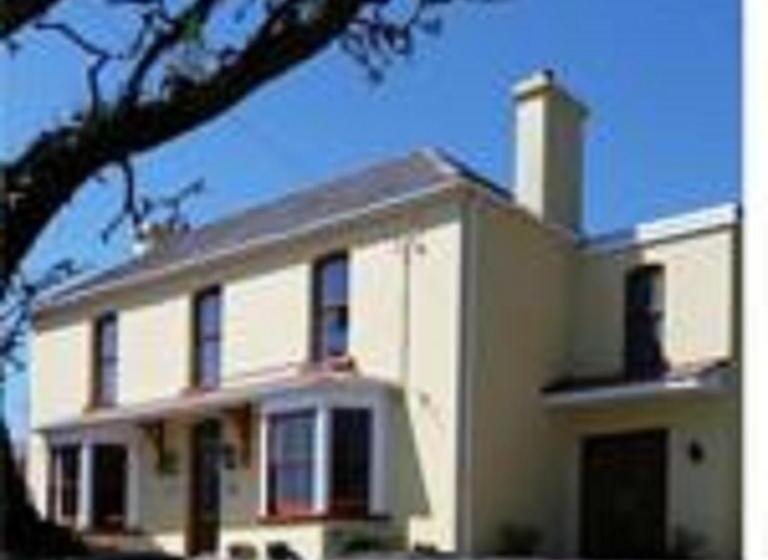 Bridge View House B&b And Restaurant