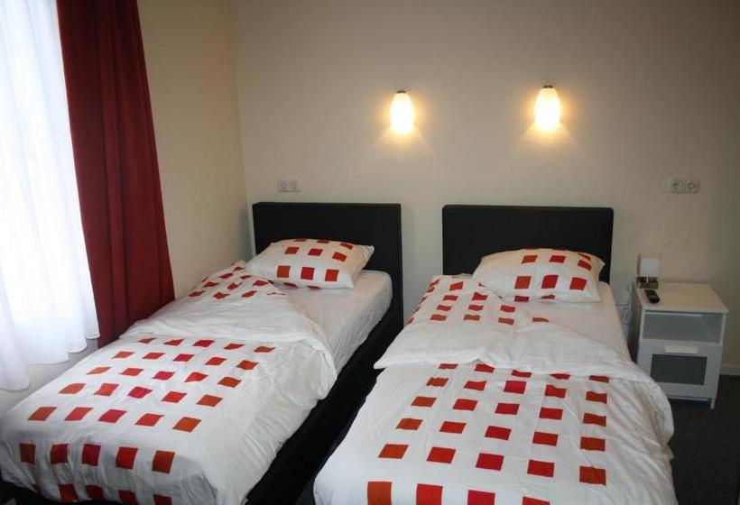 فندق Café Restaurant Snackbar Beerzerveld