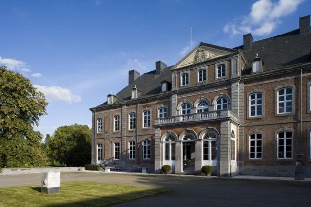 هتل Château De Vierset