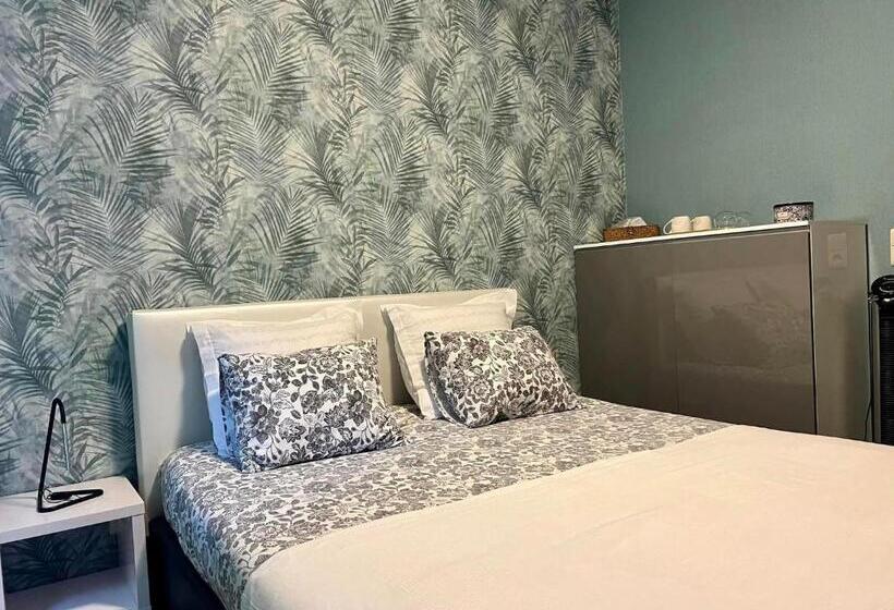 בית מלון כפרי Haras Des Chartreux