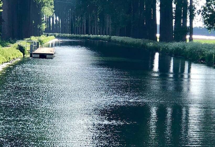 בית מלון כפרי Haras Des Chartreux