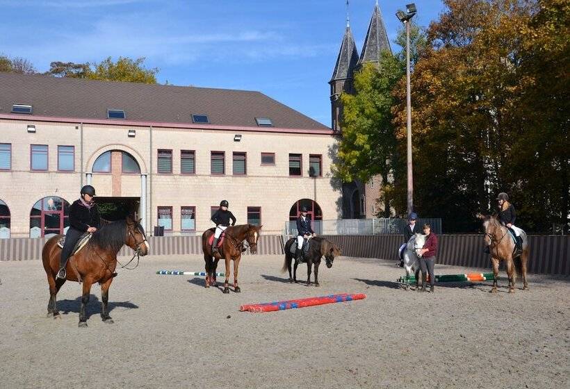 בית מלון כפרי Haras Des Chartreux