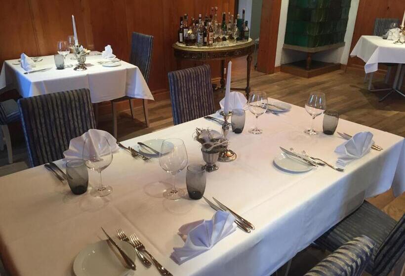 فندق Restaurant Schlössli Sax