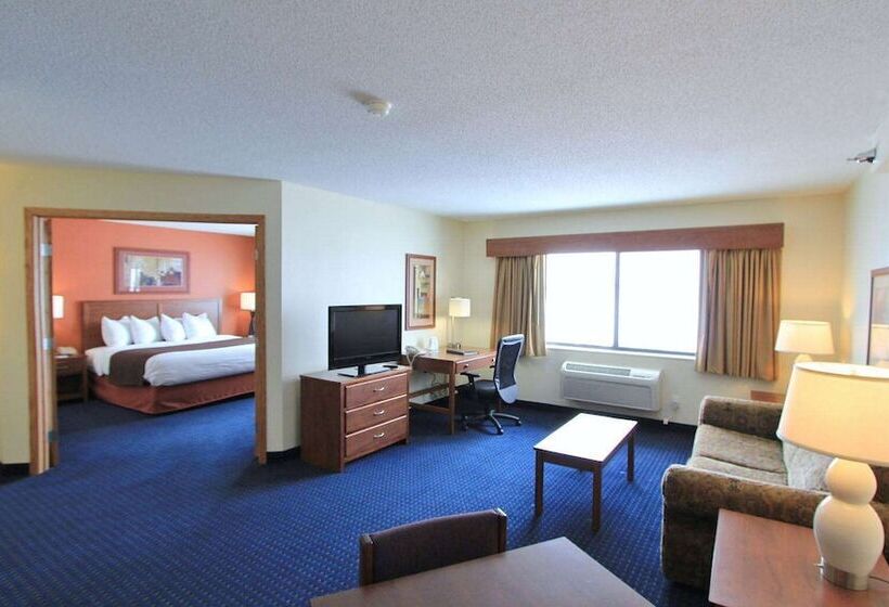 هتل Americinn By Wyndham Cedar Rapids Airport