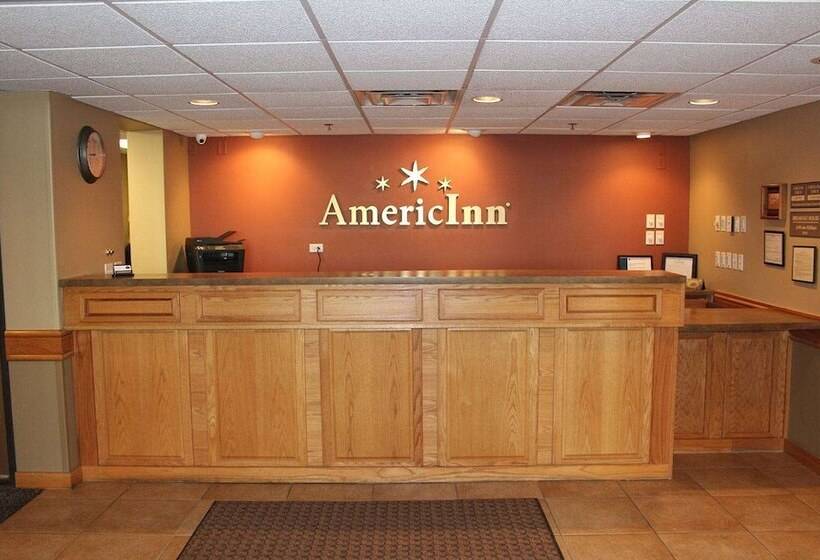 هتل Americinn By Wyndham Cedar Rapids Airport