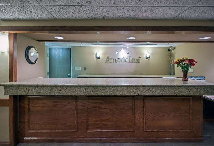 בית מלון כפרי Americinn By Wyndham Peoria
